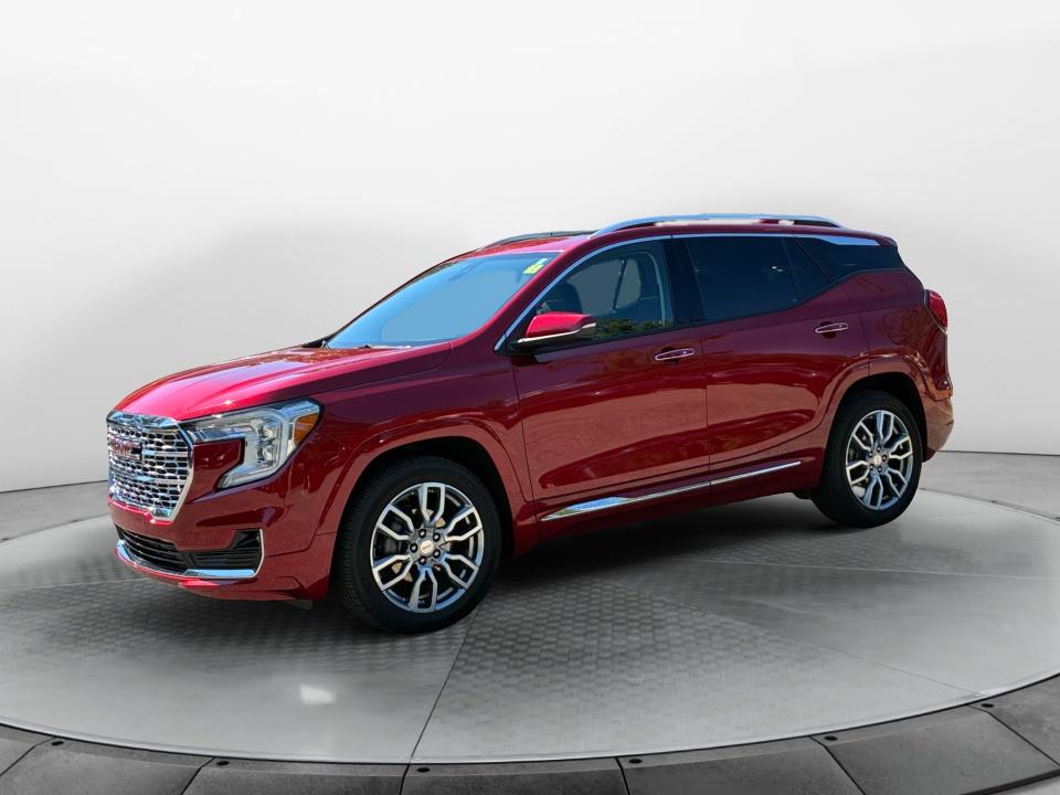 Used 2024 GMC Terrain SUV
