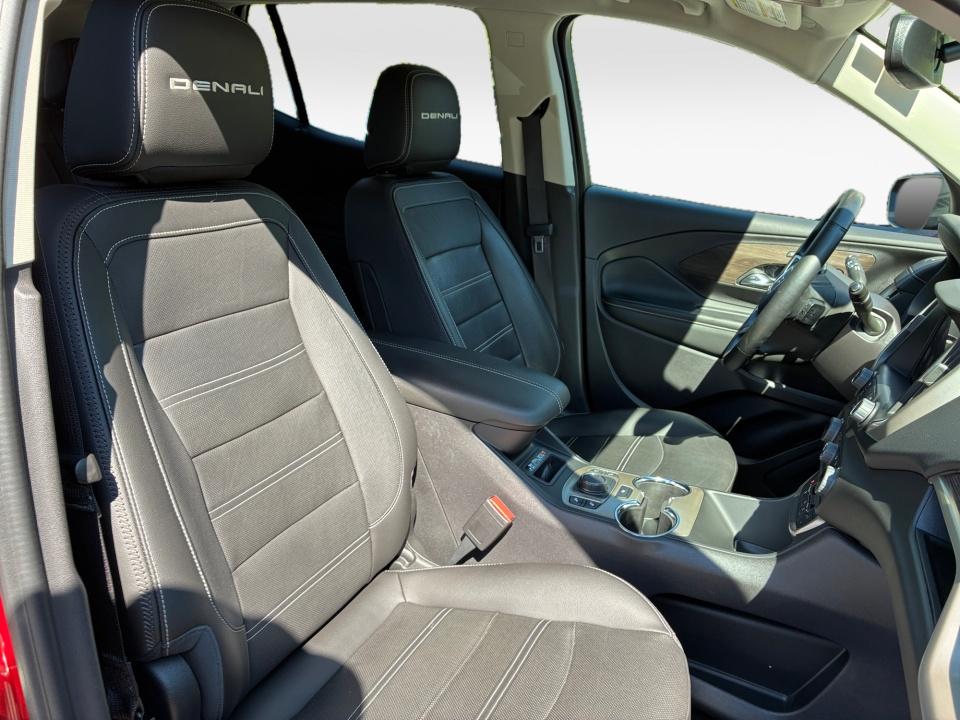 Used 2024 GMC Terrain SUV