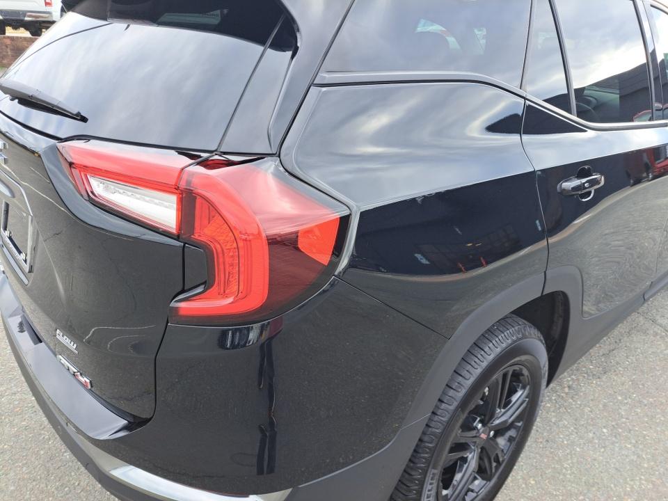Used 2024 GMC Terrain SUV