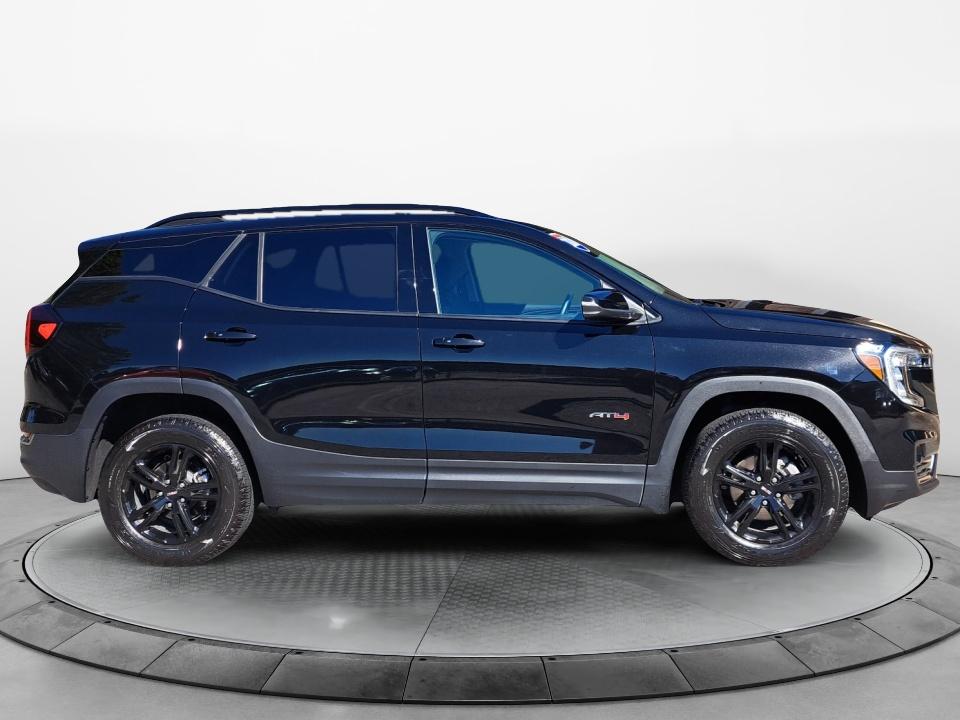 Used 2024 GMC Terrain SUV