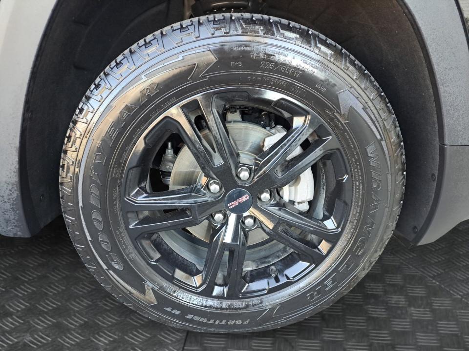 Used 2024 GMC Terrain SUV