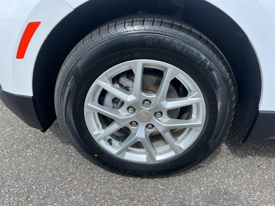 Used 2024 Chevrolet Equinox SUV