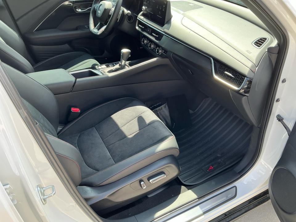 2026 Acura ADX A-Spec Package - Photo 28