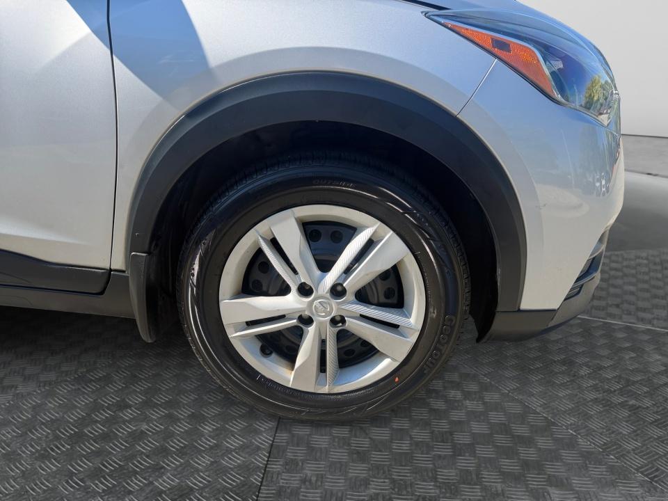 Used 2018 Nissan Kicks SUV