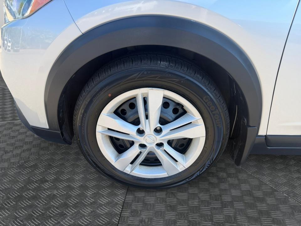 Used 2018 Nissan Kicks SUV