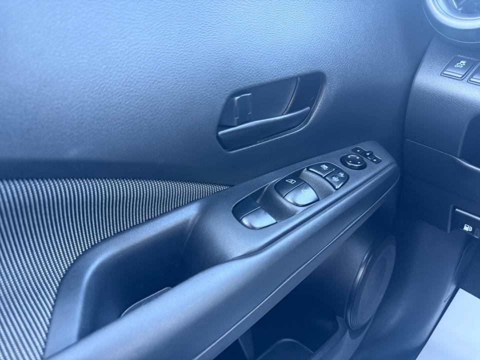 Used 2018 Nissan Kicks SUV