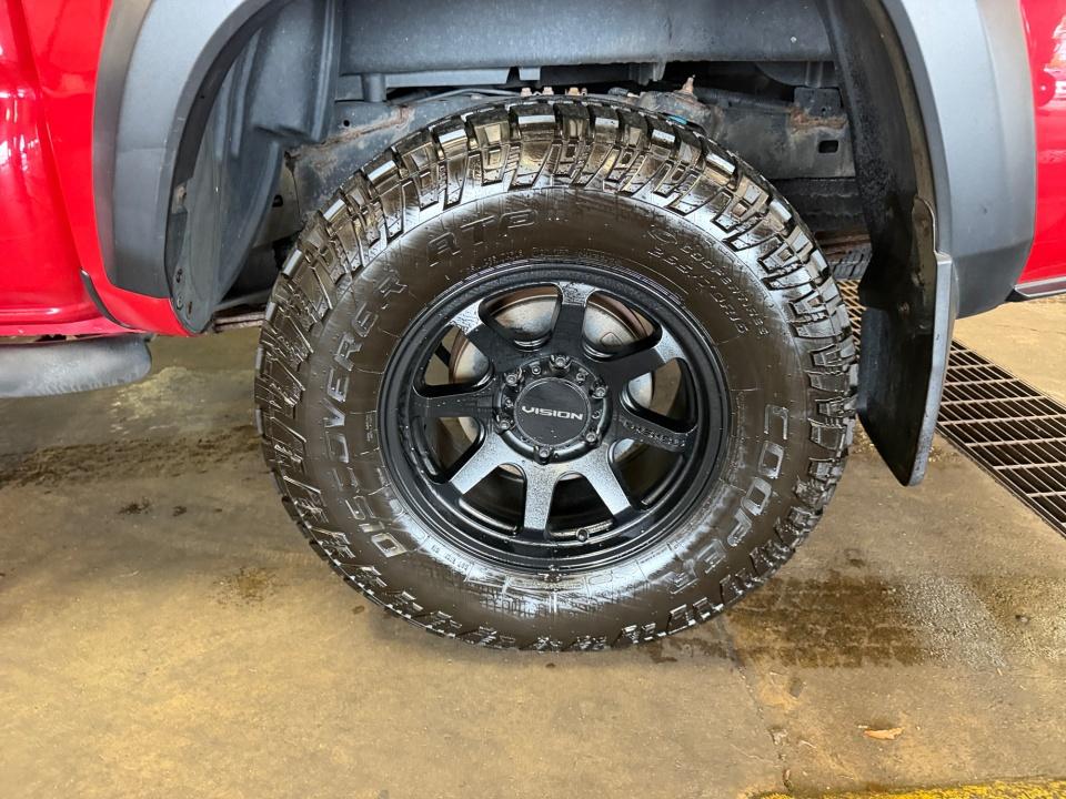 Used 2016 Toyota Tacoma Truck