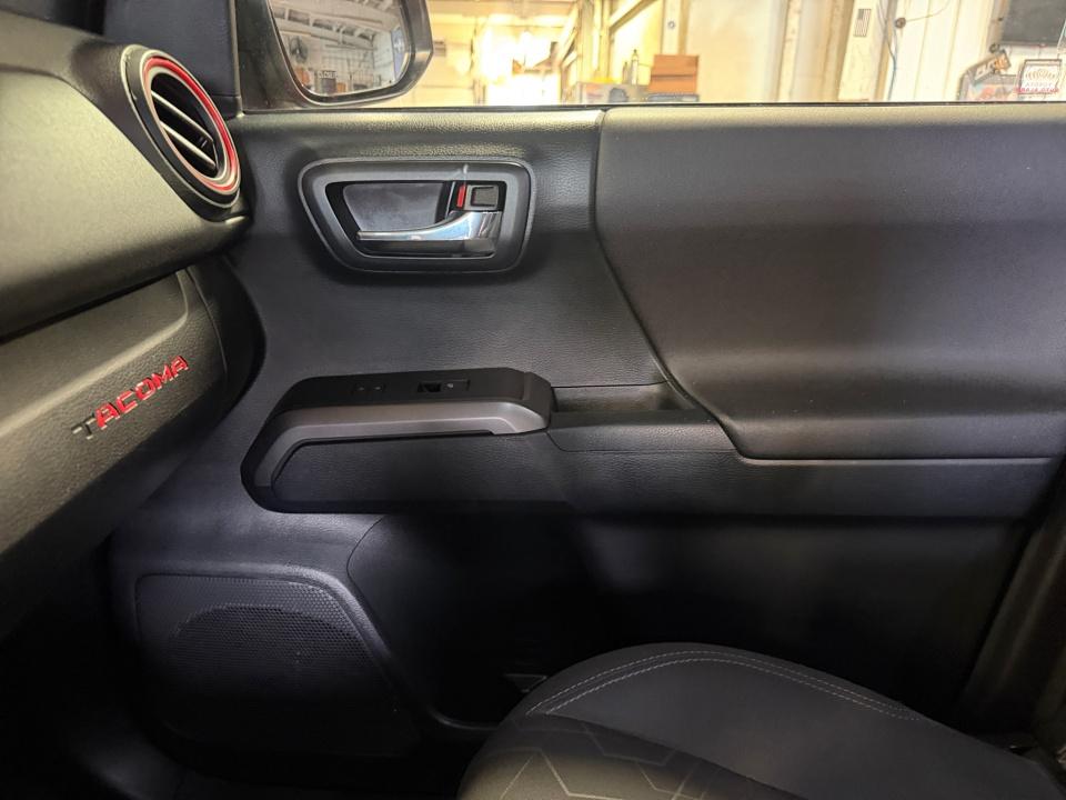 Used 2016 Toyota Tacoma Truck