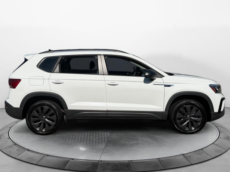 Used 2022 Volkswagen Taos SUV