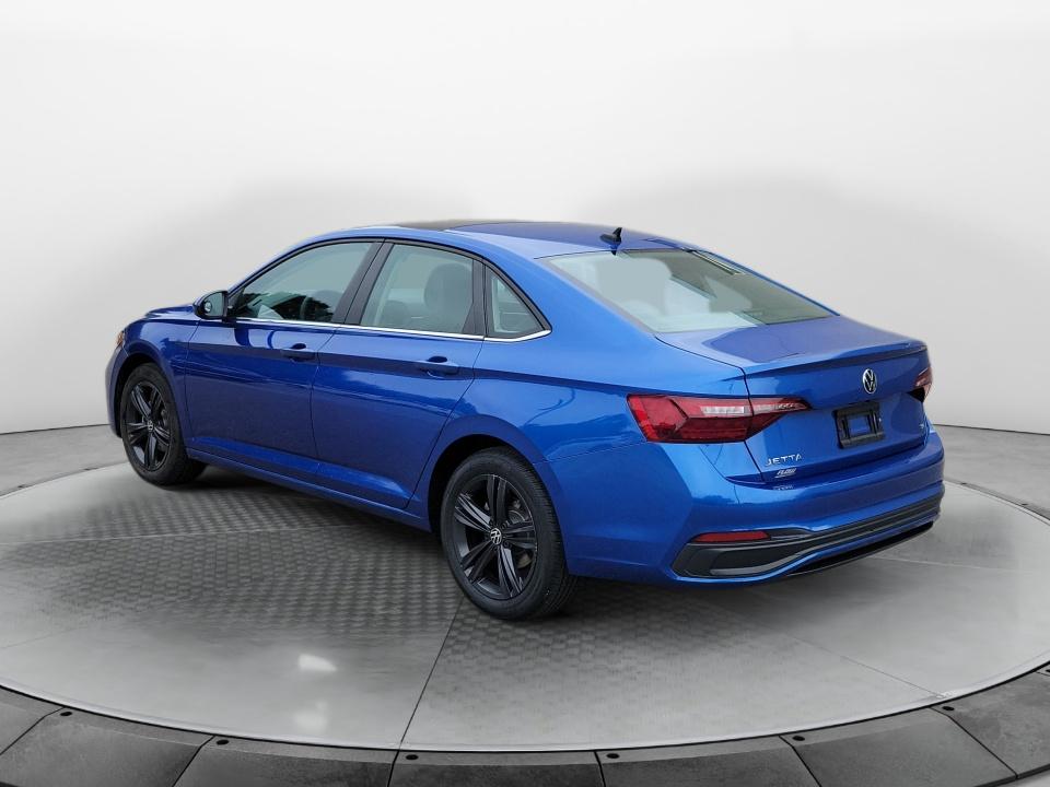 Used 2023 Volkswagen Jetta Sedan