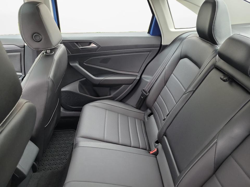 Used 2023 Volkswagen Jetta Sedan