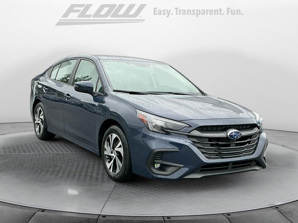 2025 Subaru Legacy Premium's photo
