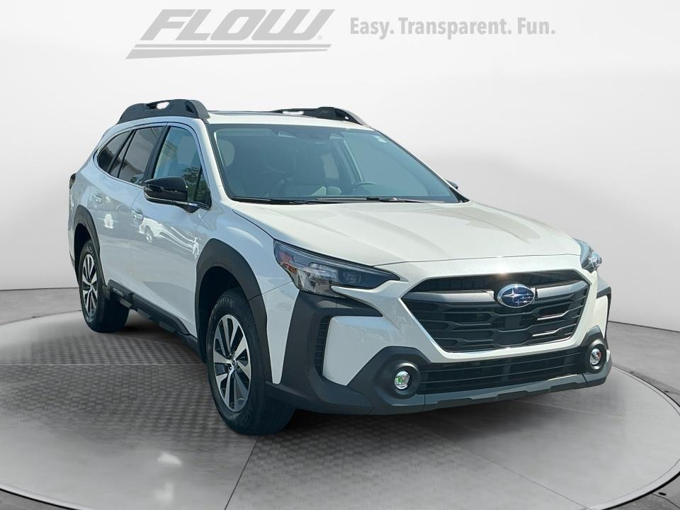 2025 Subaru Outback Premium's photo