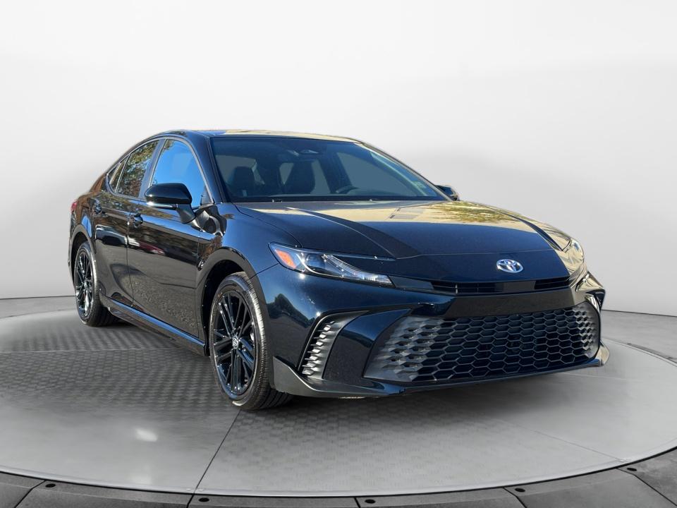  2026 Toyota Camry SE AWD   