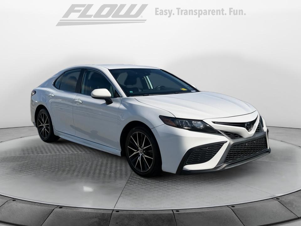 White 2021 Toyota Camry Sedan Front-Wheel Drive Automatic