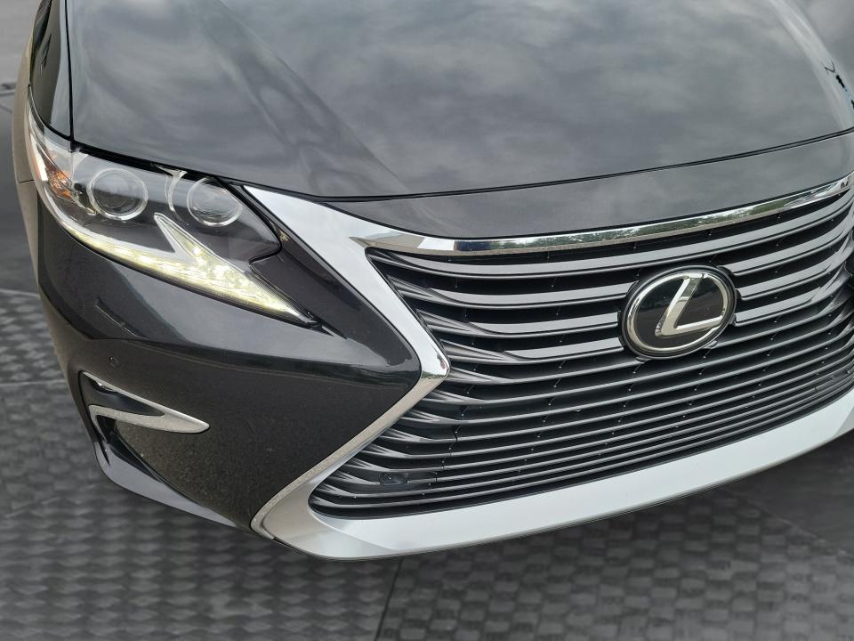 Used 2017 Lexus ES 350 Sedan