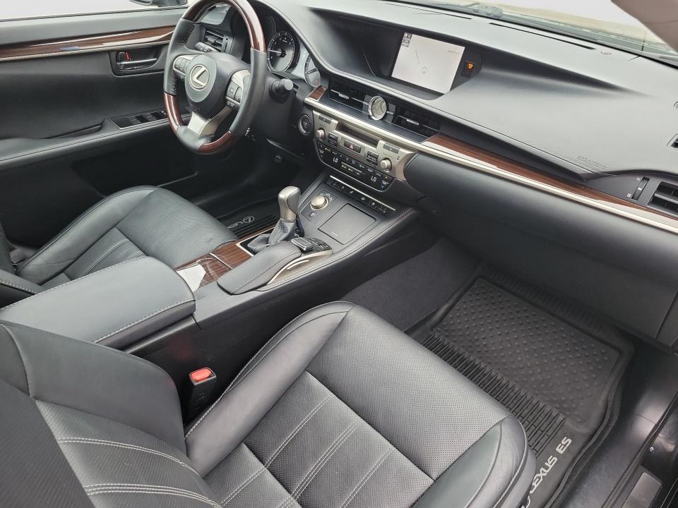 Used 2017 Lexus ES 350 Sedan