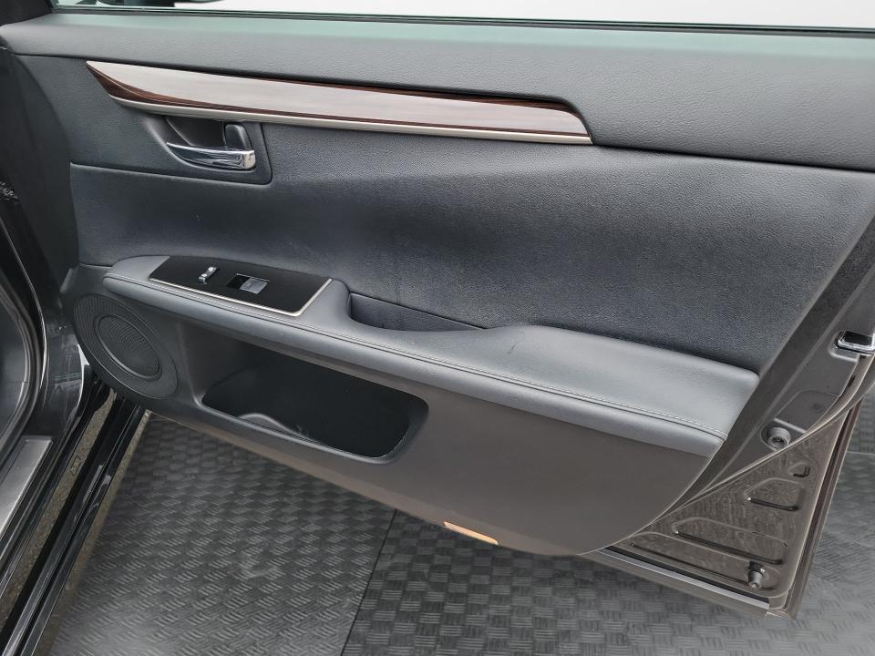 Used 2017 Lexus ES 350 Sedan