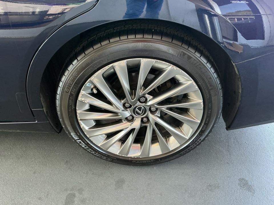 Used 2019 Lexus ES 350 Sedan