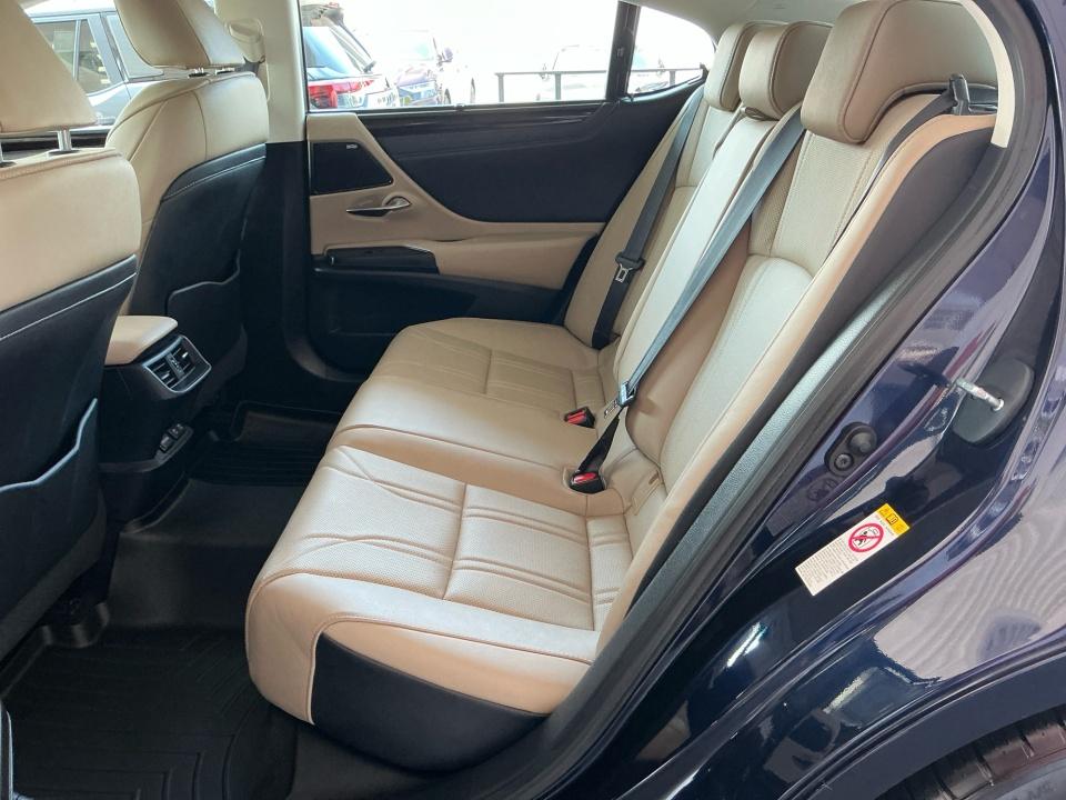 Used 2019 Lexus ES 350 Sedan