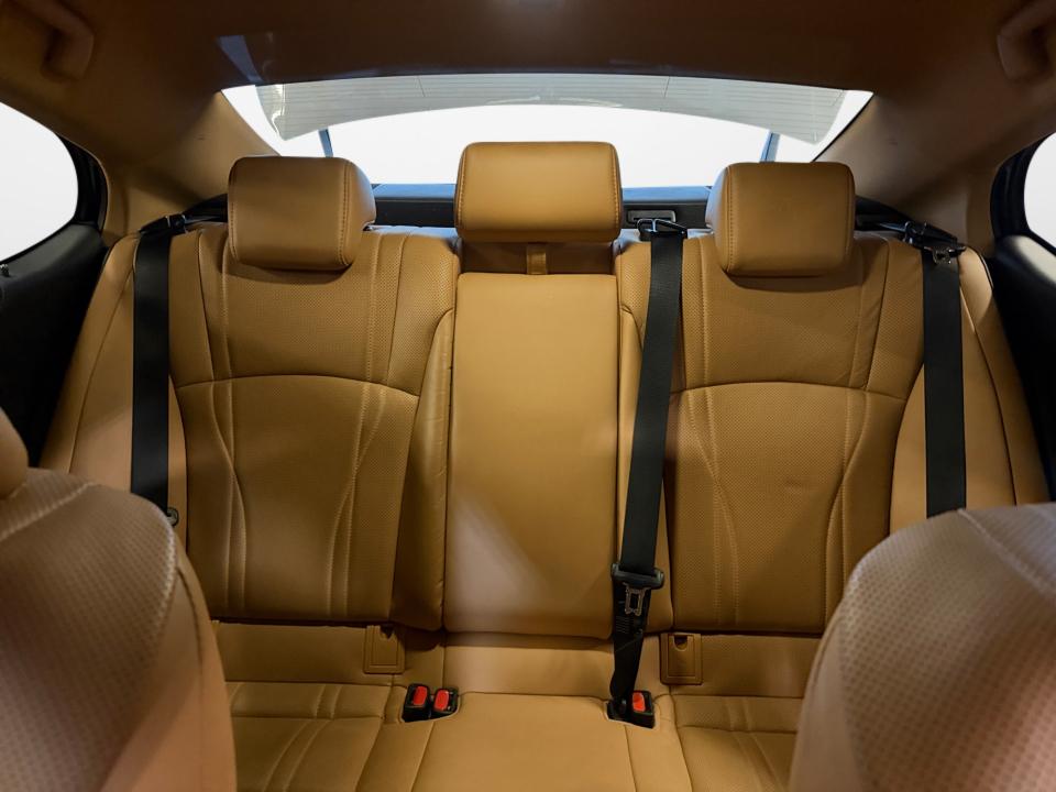 Used 2025 Lexus ES 300h Sedan