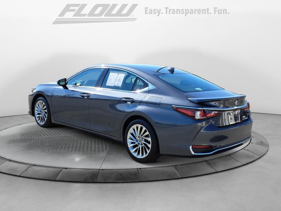Used 2023 Lexus ES 300h Sedan