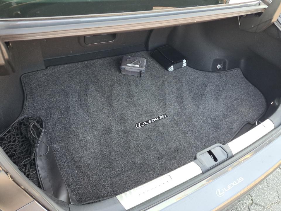 Used 2023 Lexus ES 300h Sedan