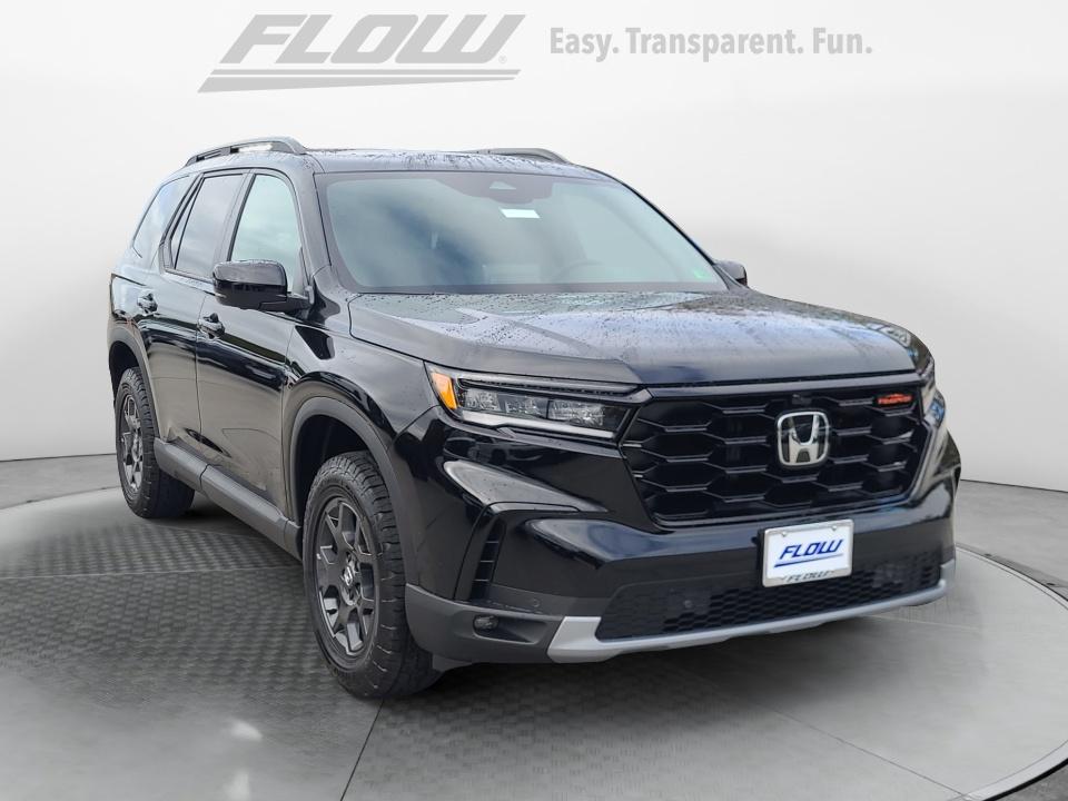 2025 Honda Pilot TrailSport's photo