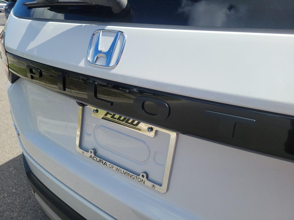 Used 2025 Honda Pilot SUV