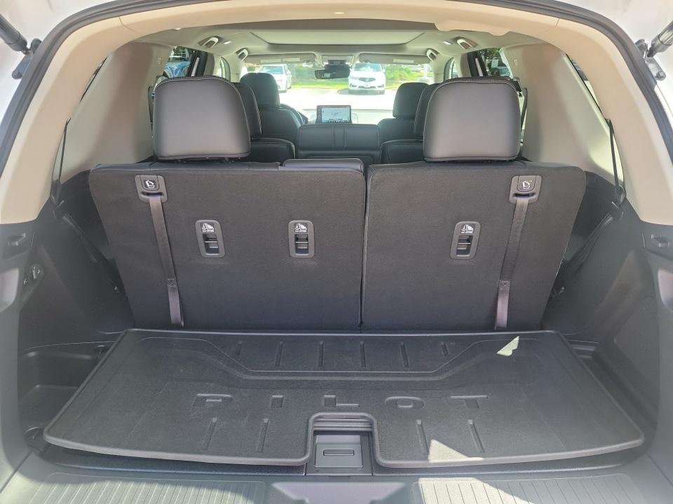 Used 2025 Honda Pilot SUV