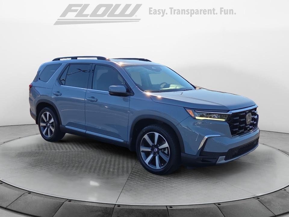 Gray 2025 Honda Pilot SUV / Crossover Front-Wheel Drive Automatic