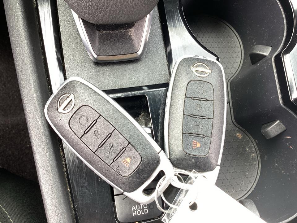 Used 2023 Nissan Rogue SUV