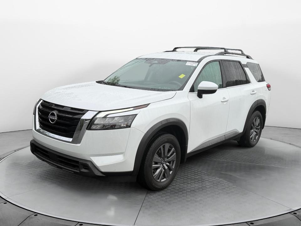 Used 2025 Nissan Pathfinder SUV