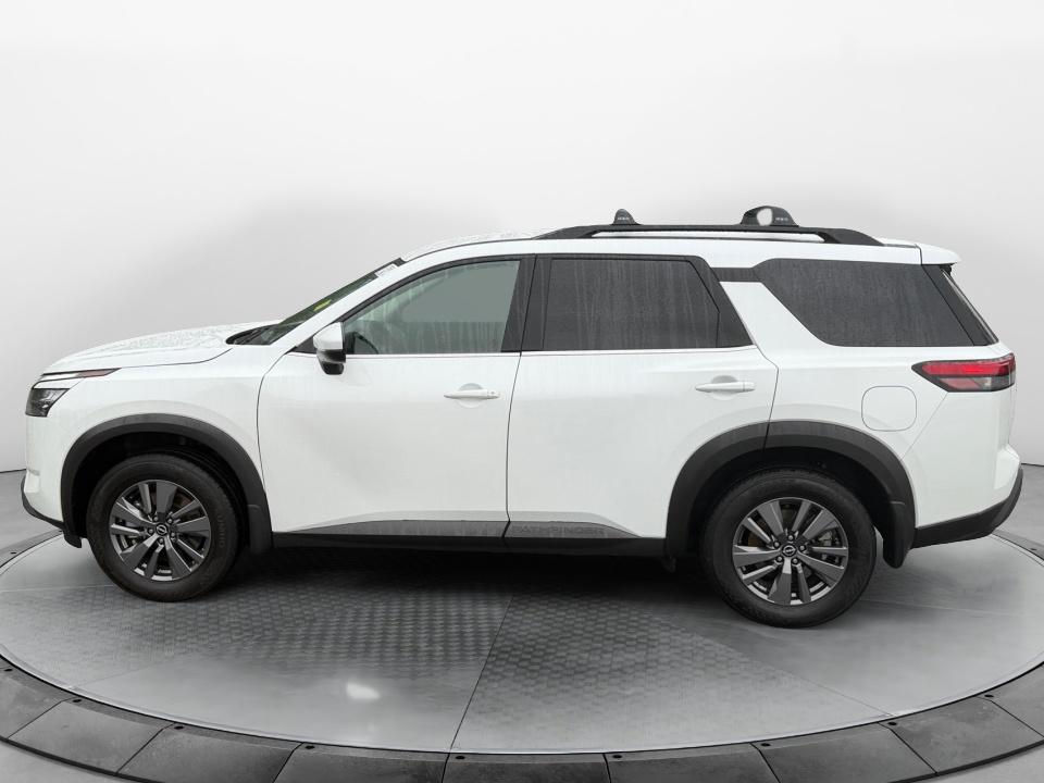 Used 2025 Nissan Pathfinder SUV