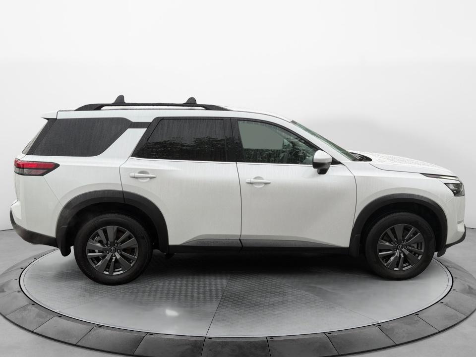 Used 2025 Nissan Pathfinder SUV