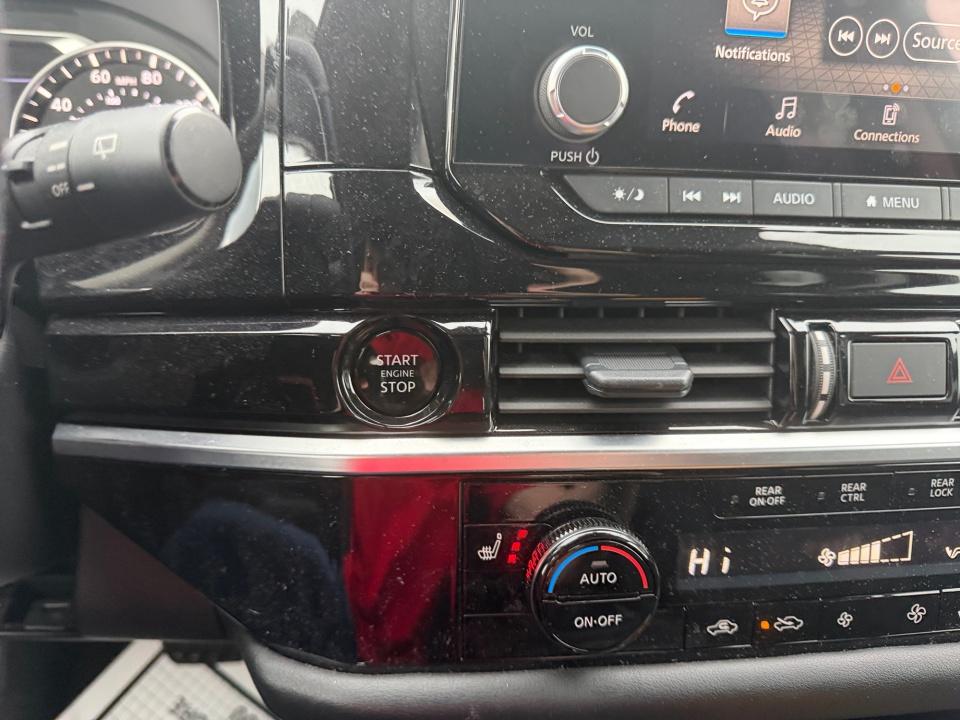 Used 2025 Nissan Pathfinder SUV