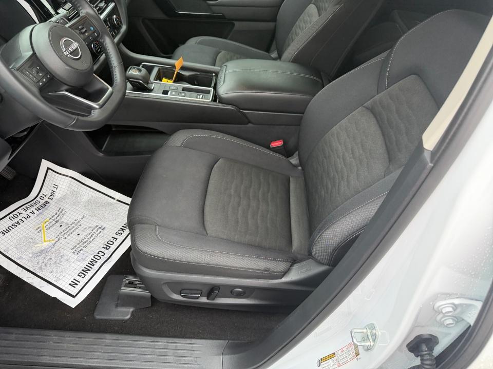 Used 2025 Nissan Pathfinder SUV