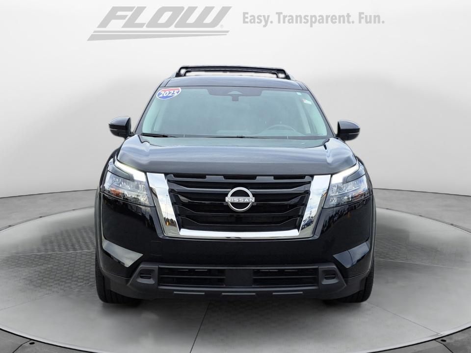 Used 2025 Nissan Pathfinder SUV