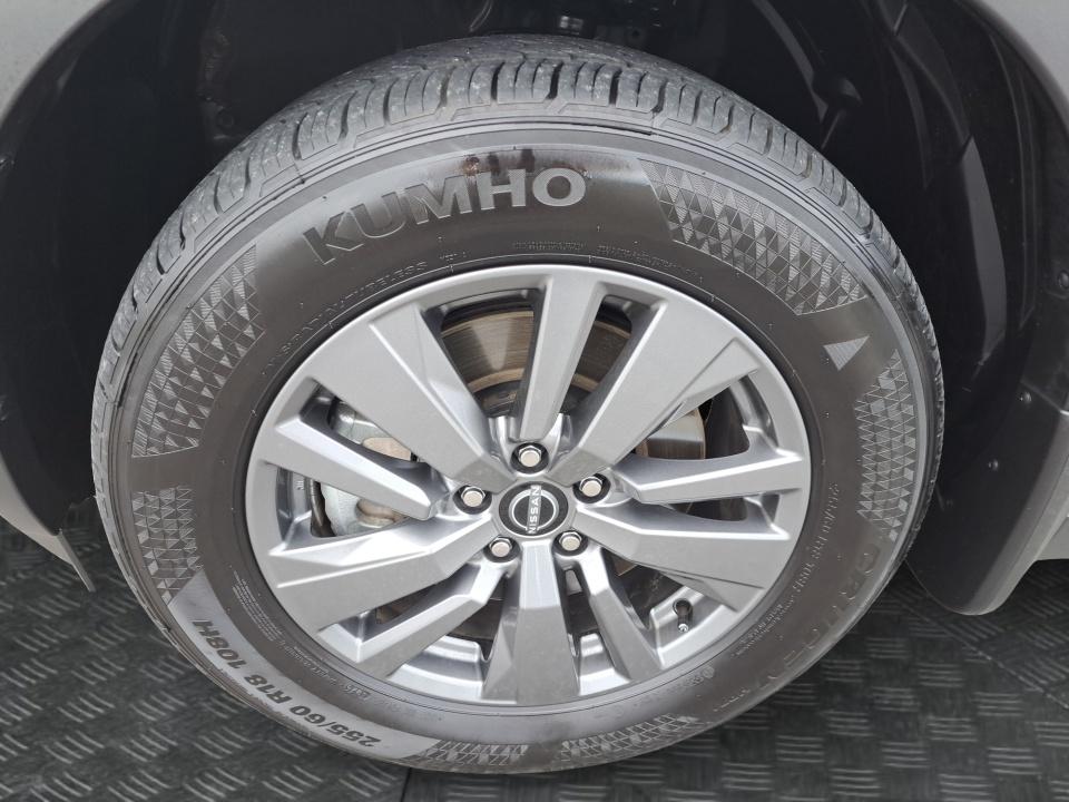 Used 2025 Nissan Pathfinder SUV