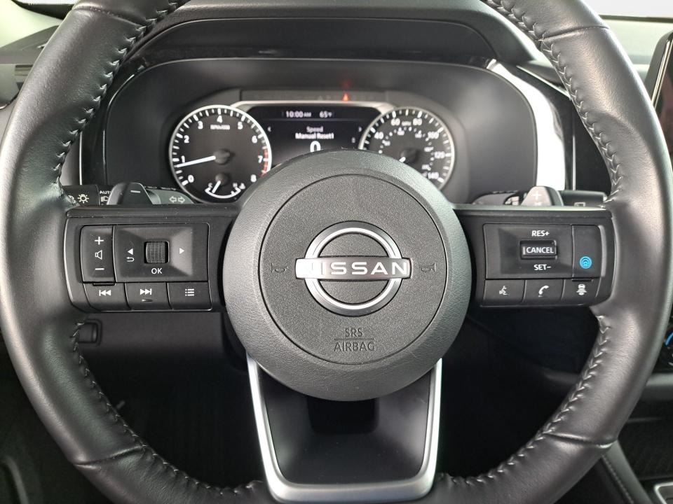 Used 2025 Nissan Pathfinder SUV