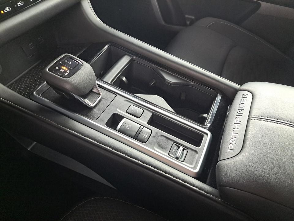 Used 2025 Nissan Pathfinder SUV