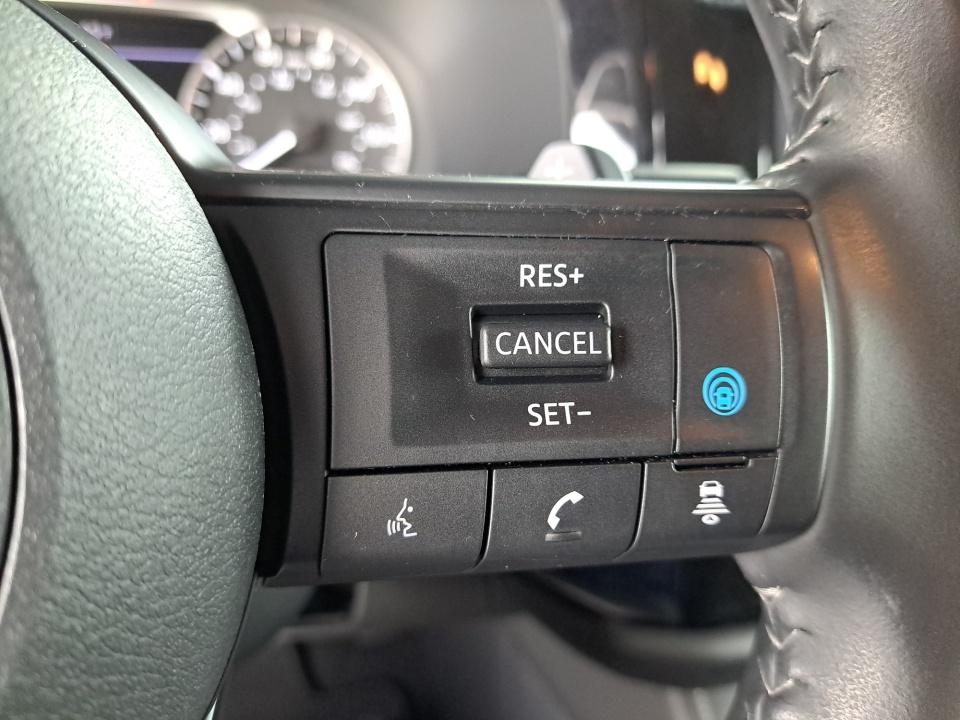 Used 2025 Nissan Pathfinder SUV