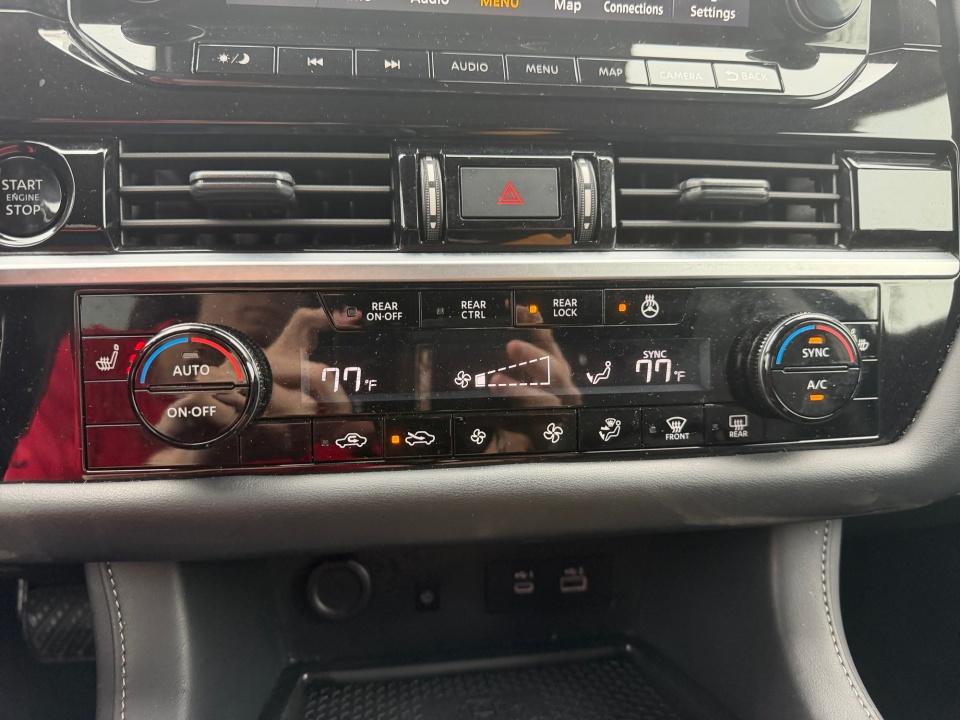 Used 2025 Nissan Pathfinder SUV
