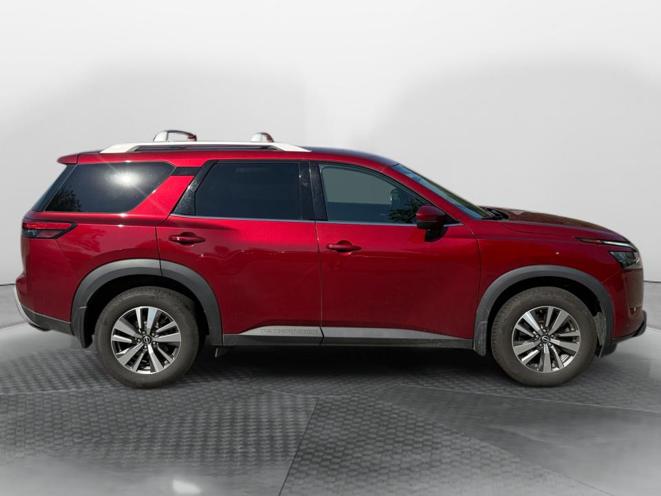 Used 2022 Nissan Pathfinder SUV