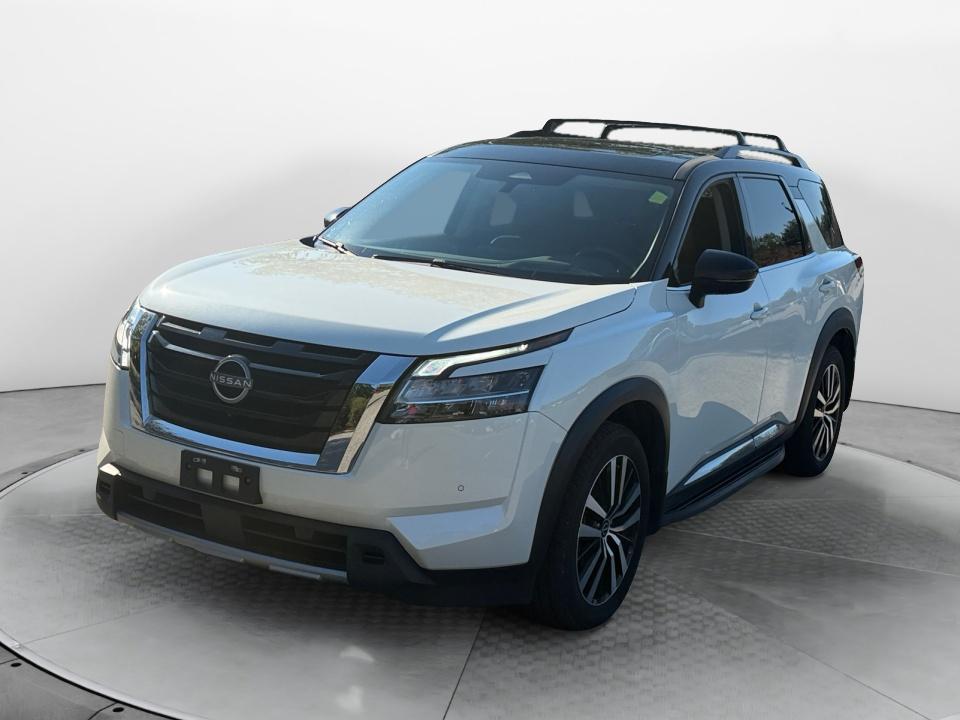 Used 2024 Nissan Pathfinder SUV
