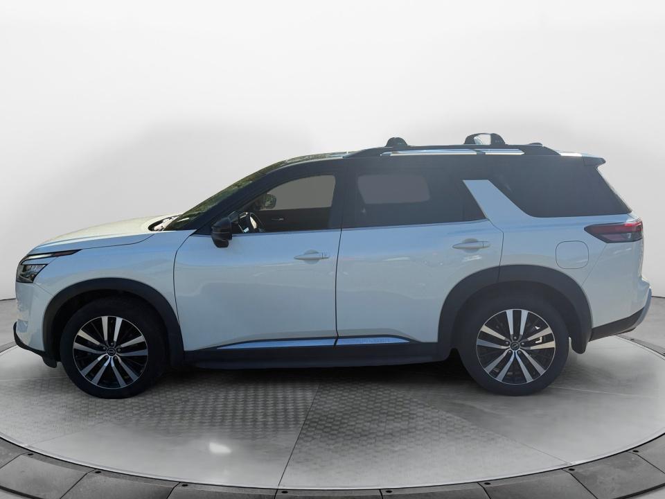 Used 2024 Nissan Pathfinder SUV