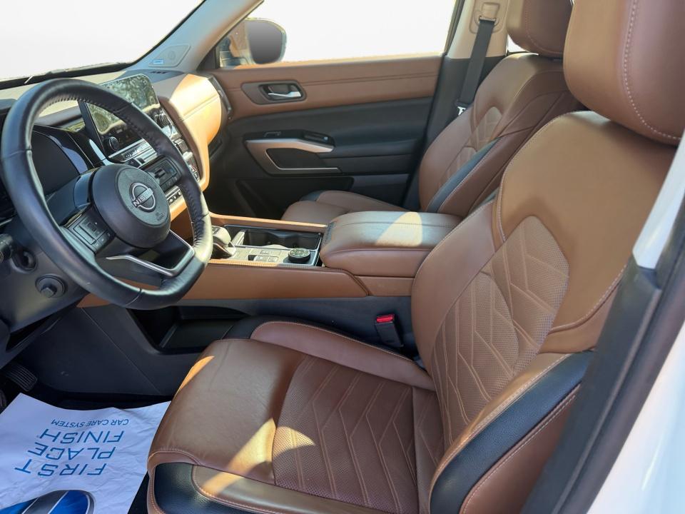 Used 2024 Nissan Pathfinder SUV