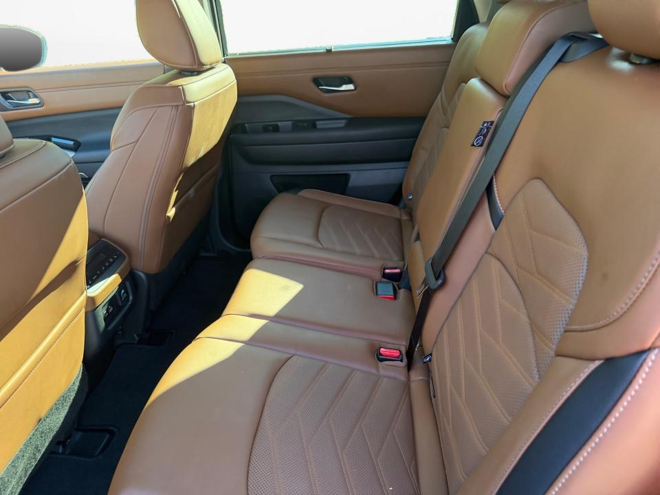 Used 2024 Nissan Pathfinder SUV
