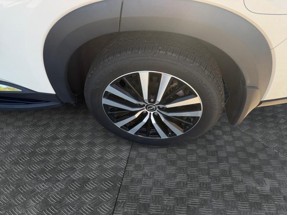 Used 2024 Nissan Pathfinder SUV
