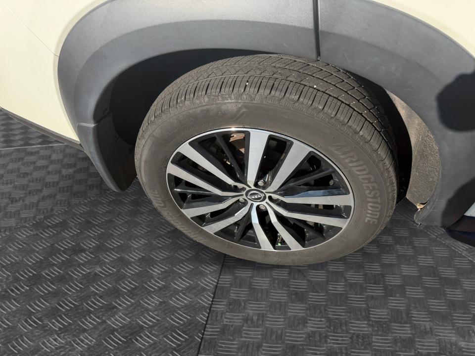 Used 2024 Nissan Pathfinder SUV